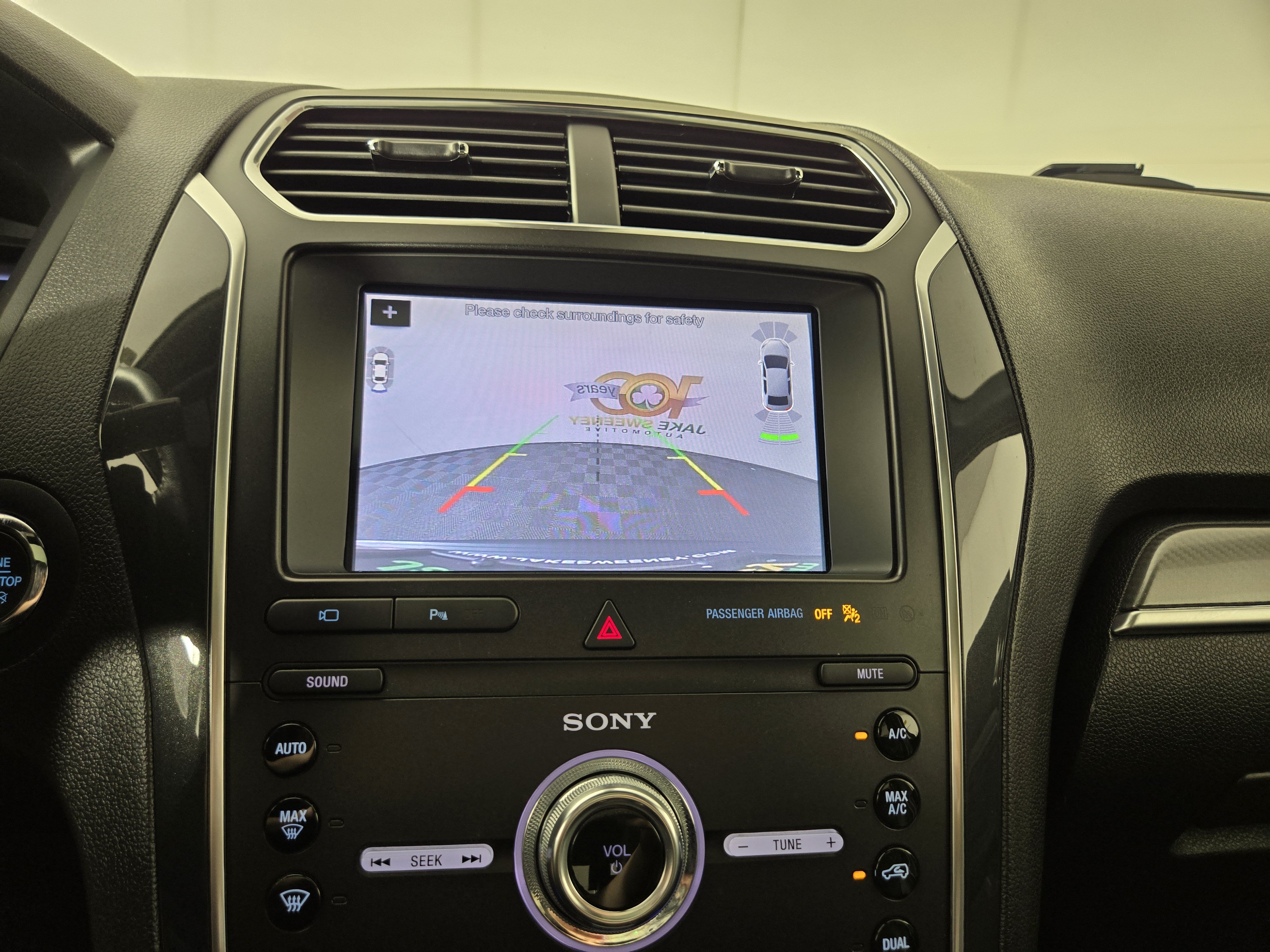 Used 2019 Ford Explorer Sport w/ Equipment Group 401A AWD/4WD image 22