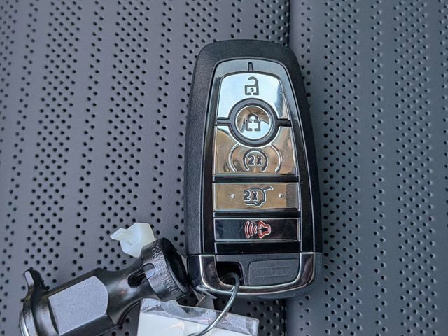 New 2026 Lincoln Nautilus Reserve w/ Jet Appearance Package image 31