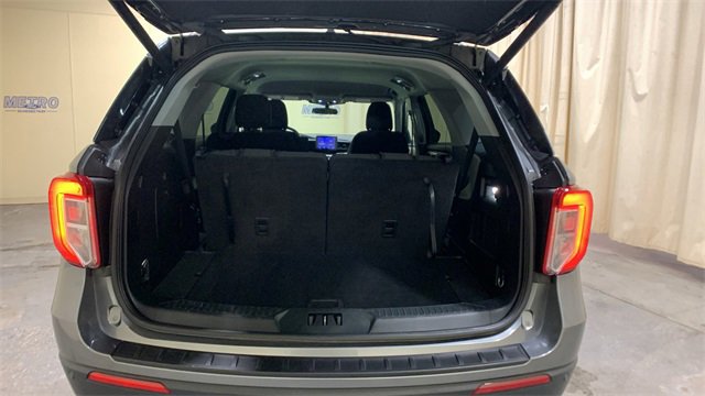 Used 2023 Ford Explorer XLT image 20