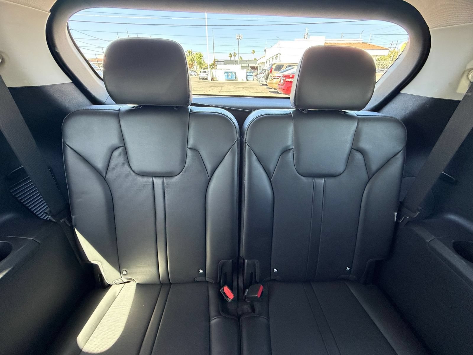 Used 2024 Kia Sorento S FWD image 31