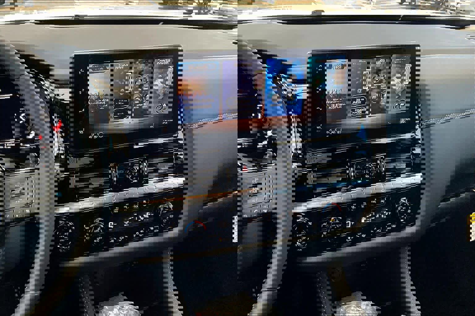 New 2026 Nissan Pathfinder Platinum image 6