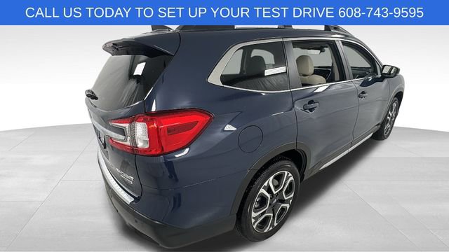 Certified 2025 Subaru Ascent Limited w/ Popular Package #2 image 3