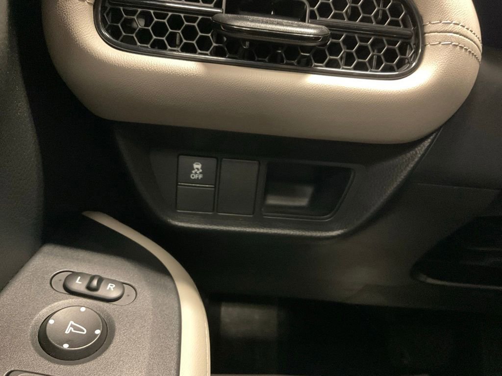 Used 2024 Honda HR-V LX image 15