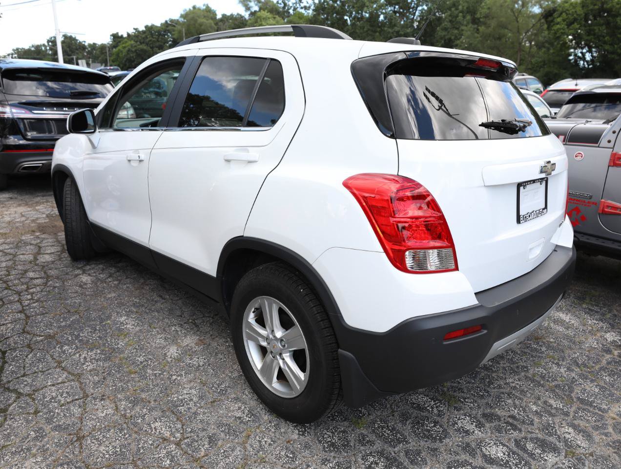 Used 2016 Chevrolet Trax LT w/ LT Convenience Package FWD image 8