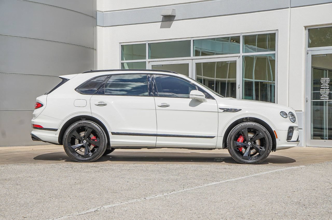 Certified 2023 Bentley Bentayga AWD/4WD image 5