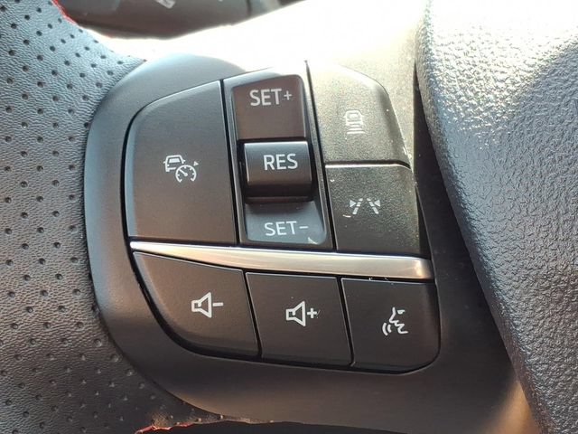 Used 2024 Ford Escape ST-Line w/ Tech Pack #1 AWD/4WD image 29
