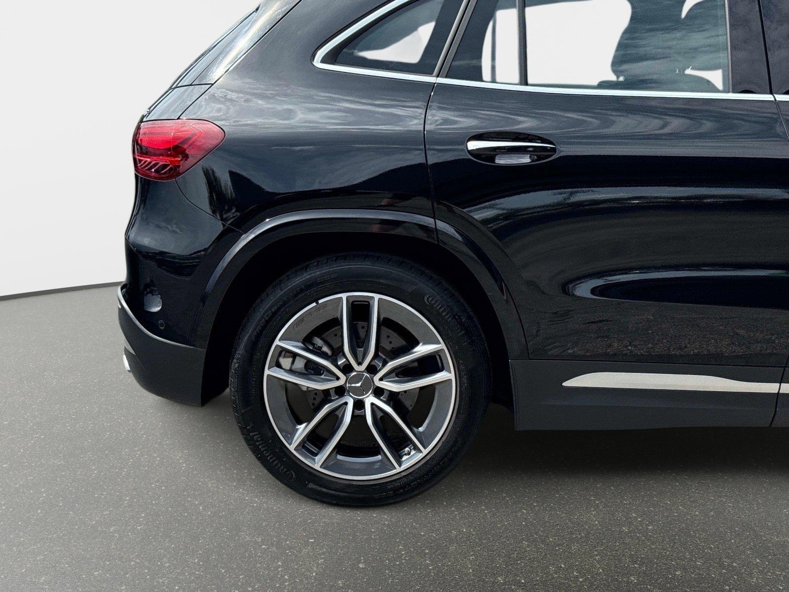 Used 2025 Mercedes-Benz GLA 35 AMG 4MATIC image 19