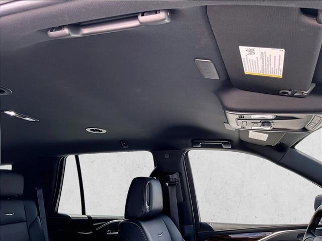 Certified 2023 Cadillac Escalade Luxury RWD image 17