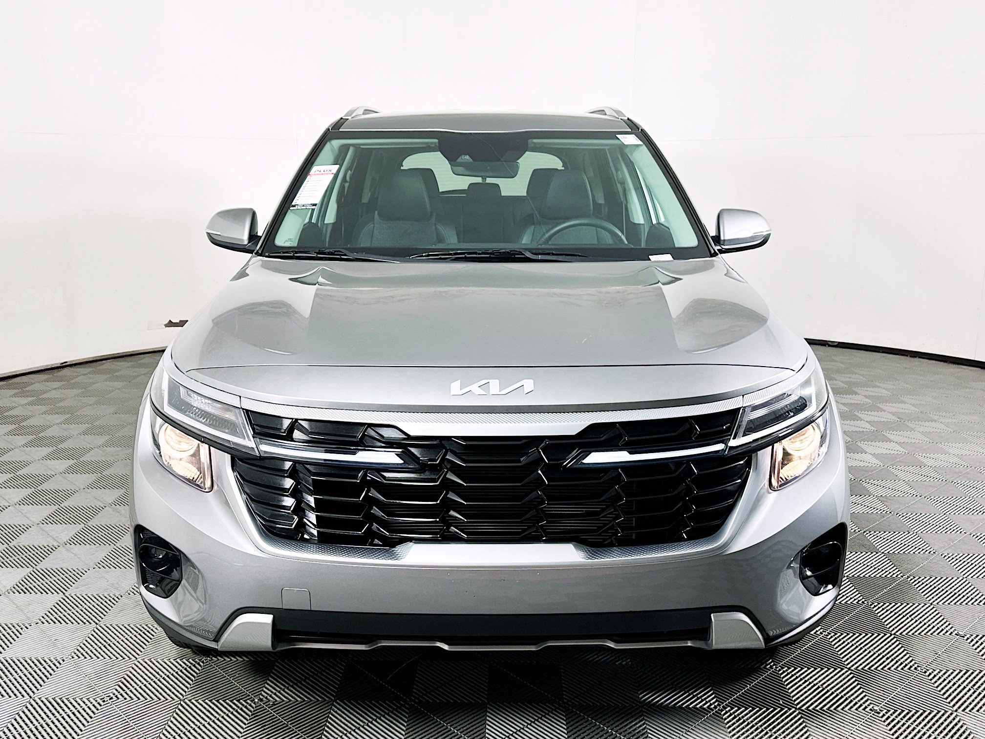 Used 2024 Kia Seltos S FWD image 8