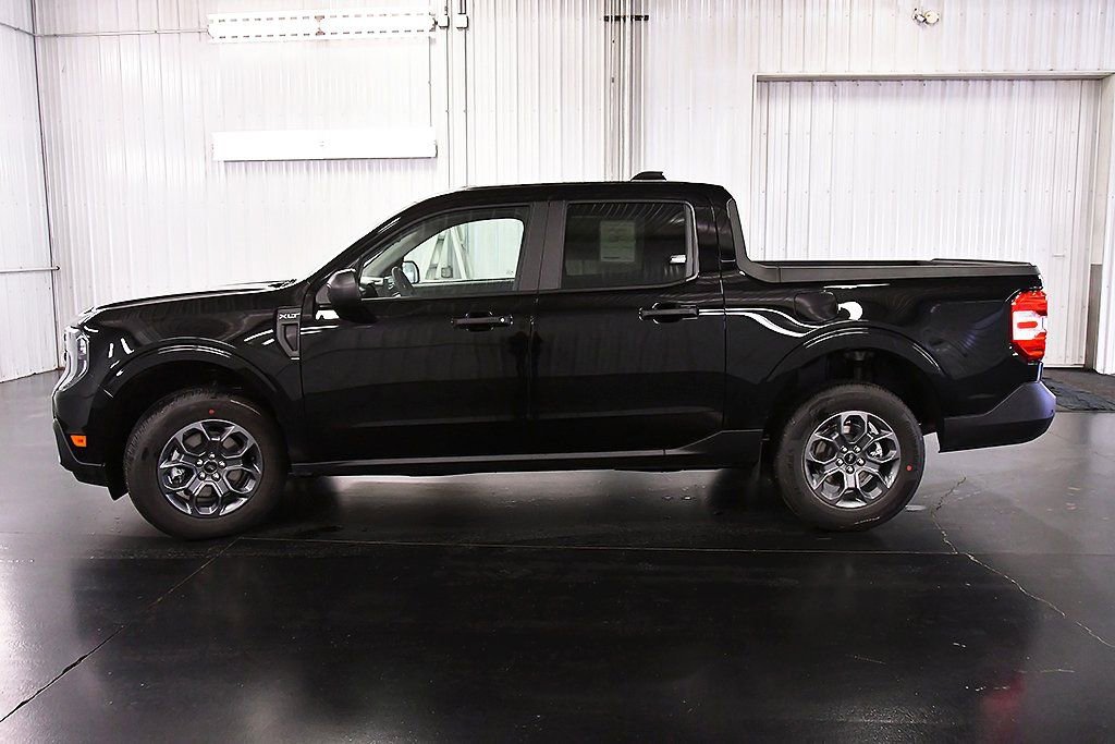 New 2026 Ford Maverick XLT image 4