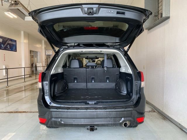 Used 2022 Subaru Forester Limited image 7