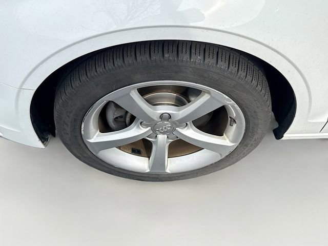 Used 2016 Audi A3 2.0T Premium image 24