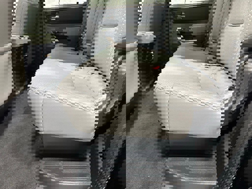 Used 2025 Toyota Sequoia Limited image 46