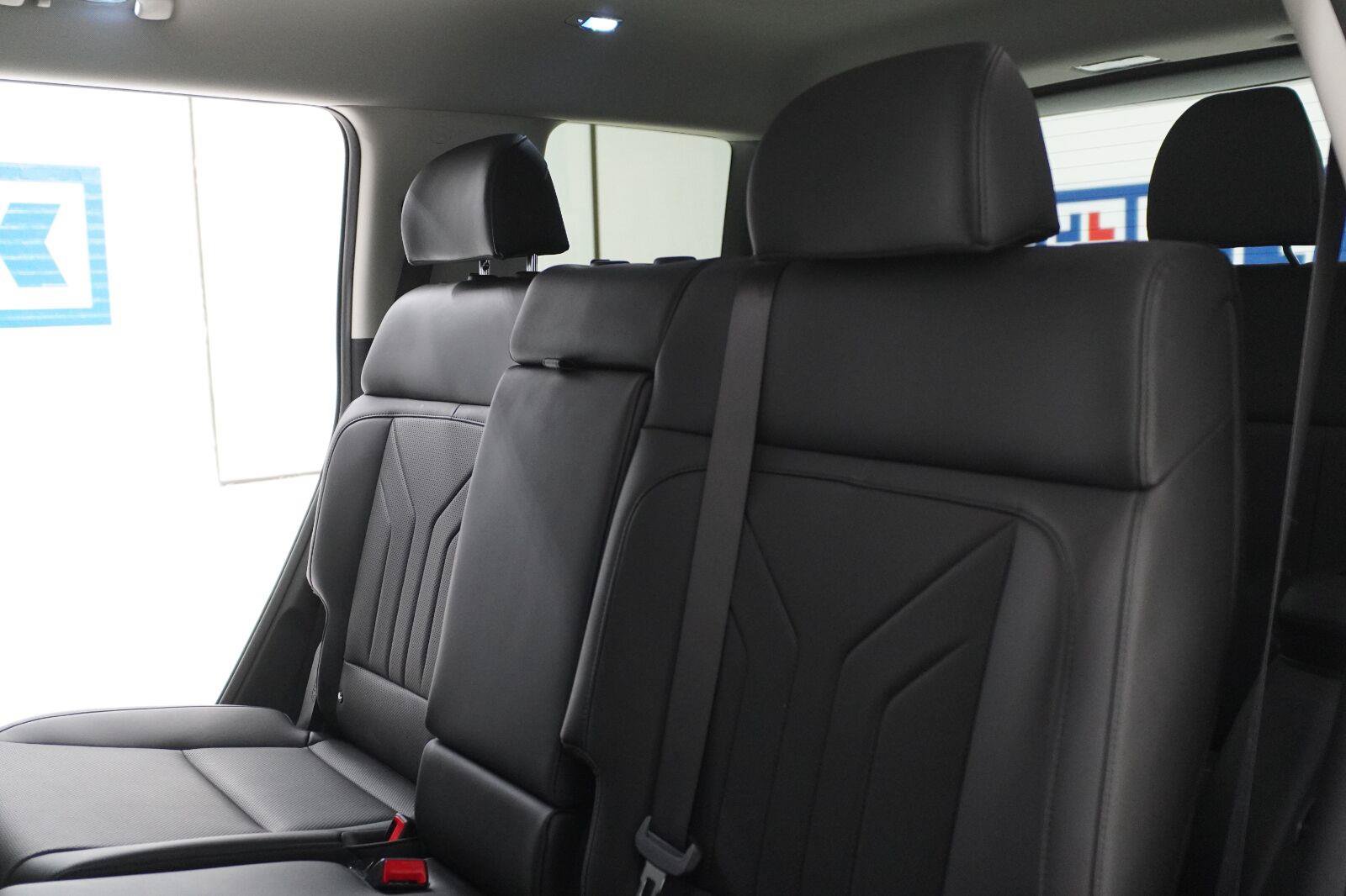 Used 2026 Hyundai Santa Fe SEL FWD image 24