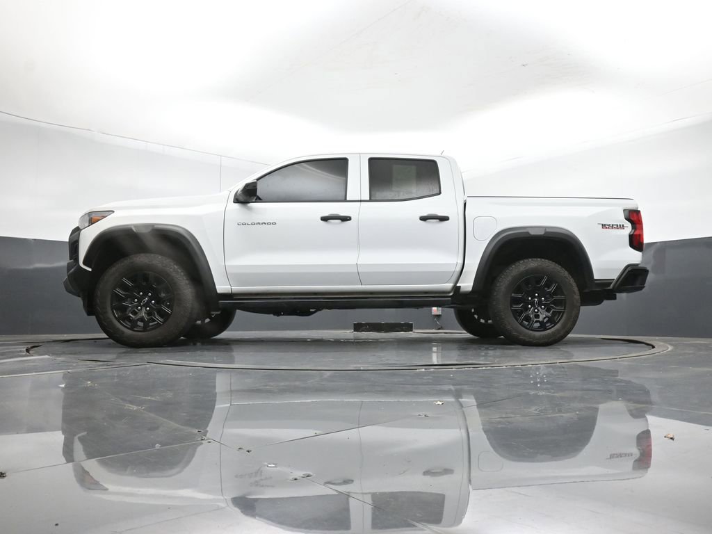 Used 2024 Chevrolet Colorado Trail Boss w/ Technology Package image 40