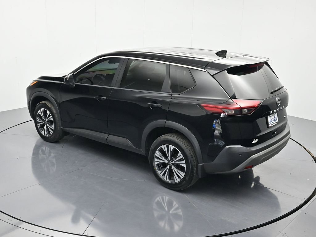 Certified 2023 Nissan Rogue SV FWD image 33