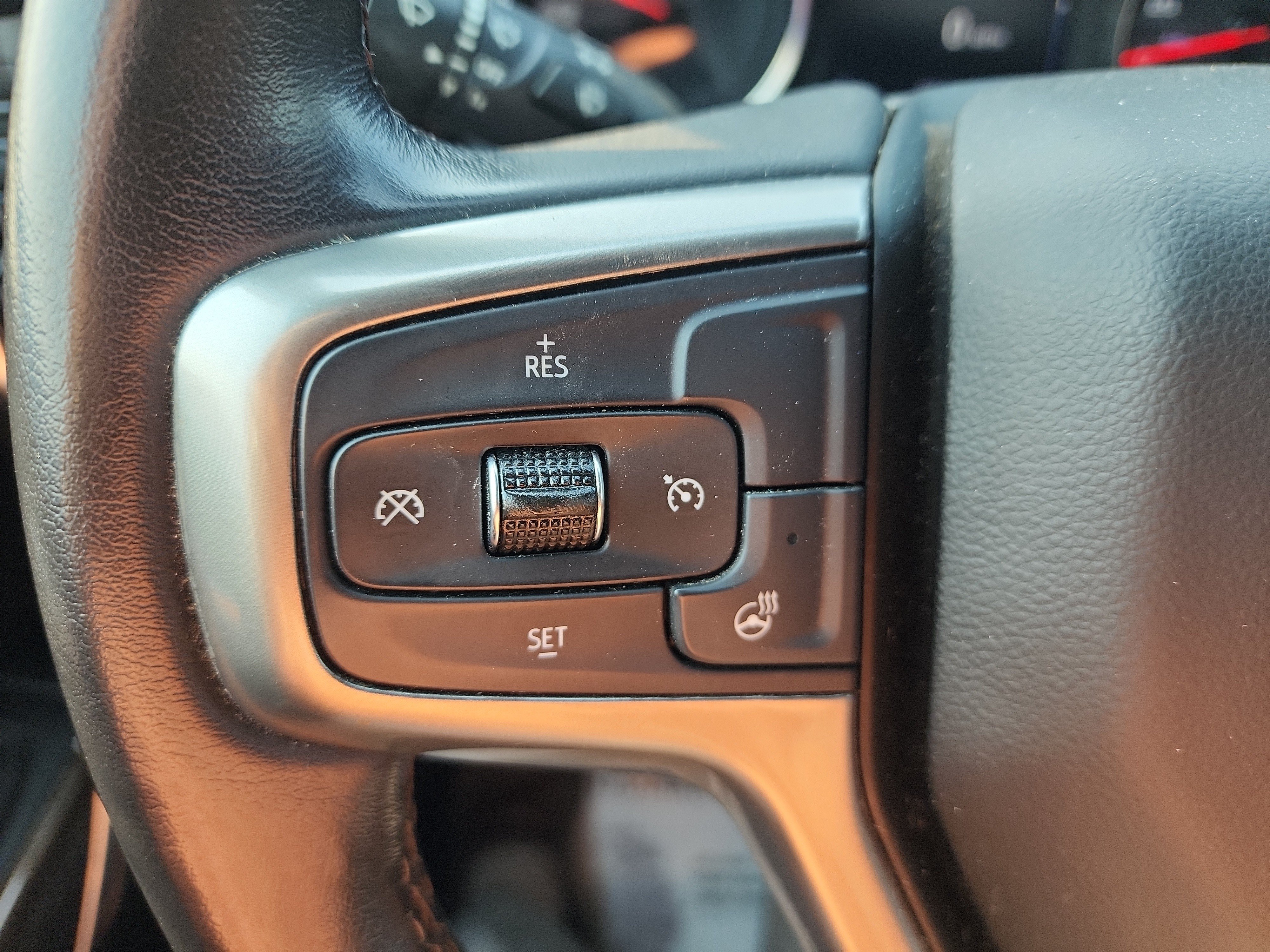 Certified 2021 Chevrolet Silverado 1500 LT w/ Diesel Off-Road Package AWD/4WD image 19