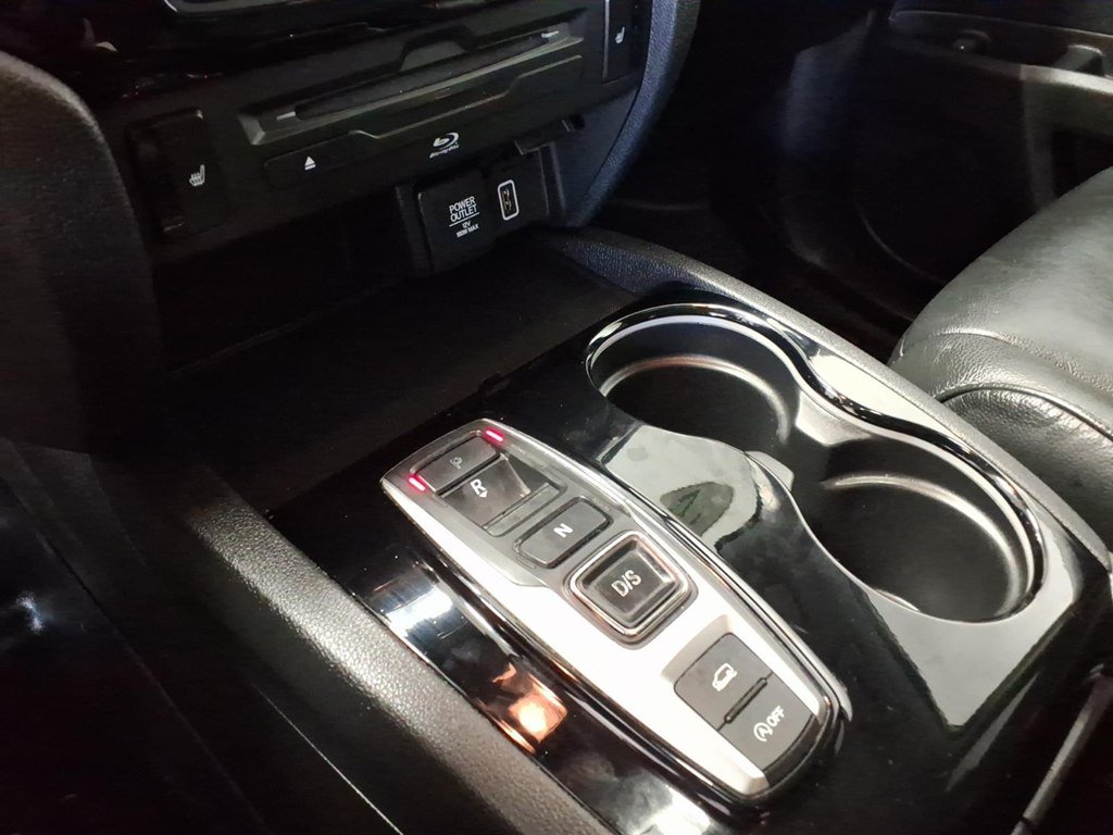 Used 2019 Honda Pilot AWD Touring image 25
