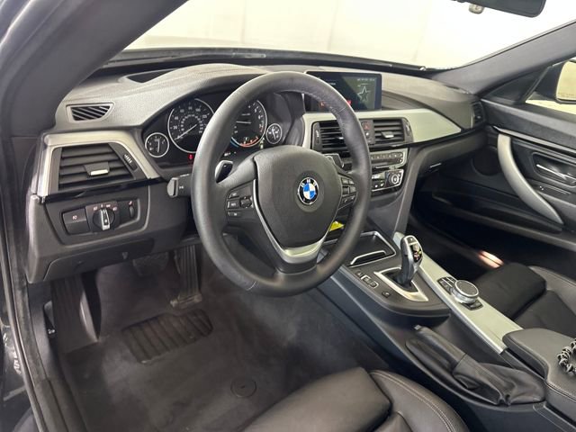 Used 2018 BMW 330i Gran Turismo xDrive image 13