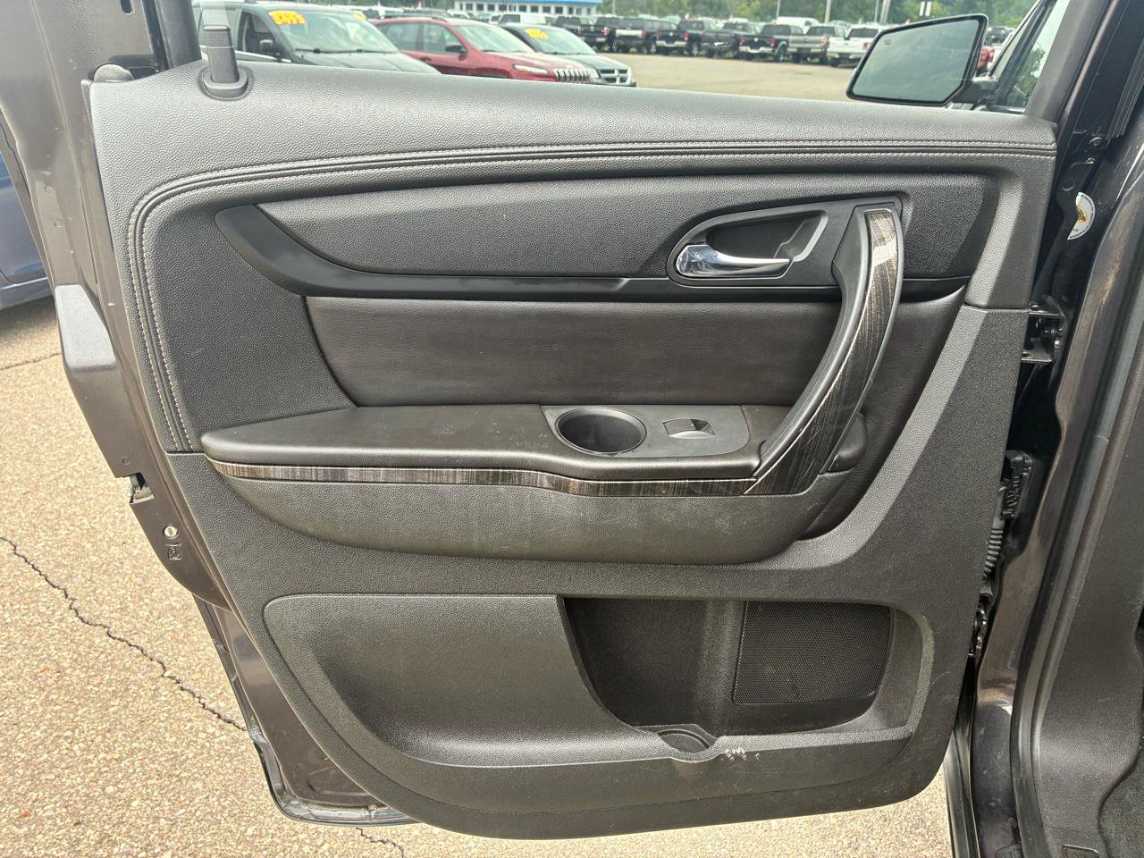 Used 2015 GMC Acadia SLT AWD/4WD image 16