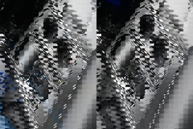 Used 2022 Ford F150 XLT w/ Equipment Group 302A High image 29