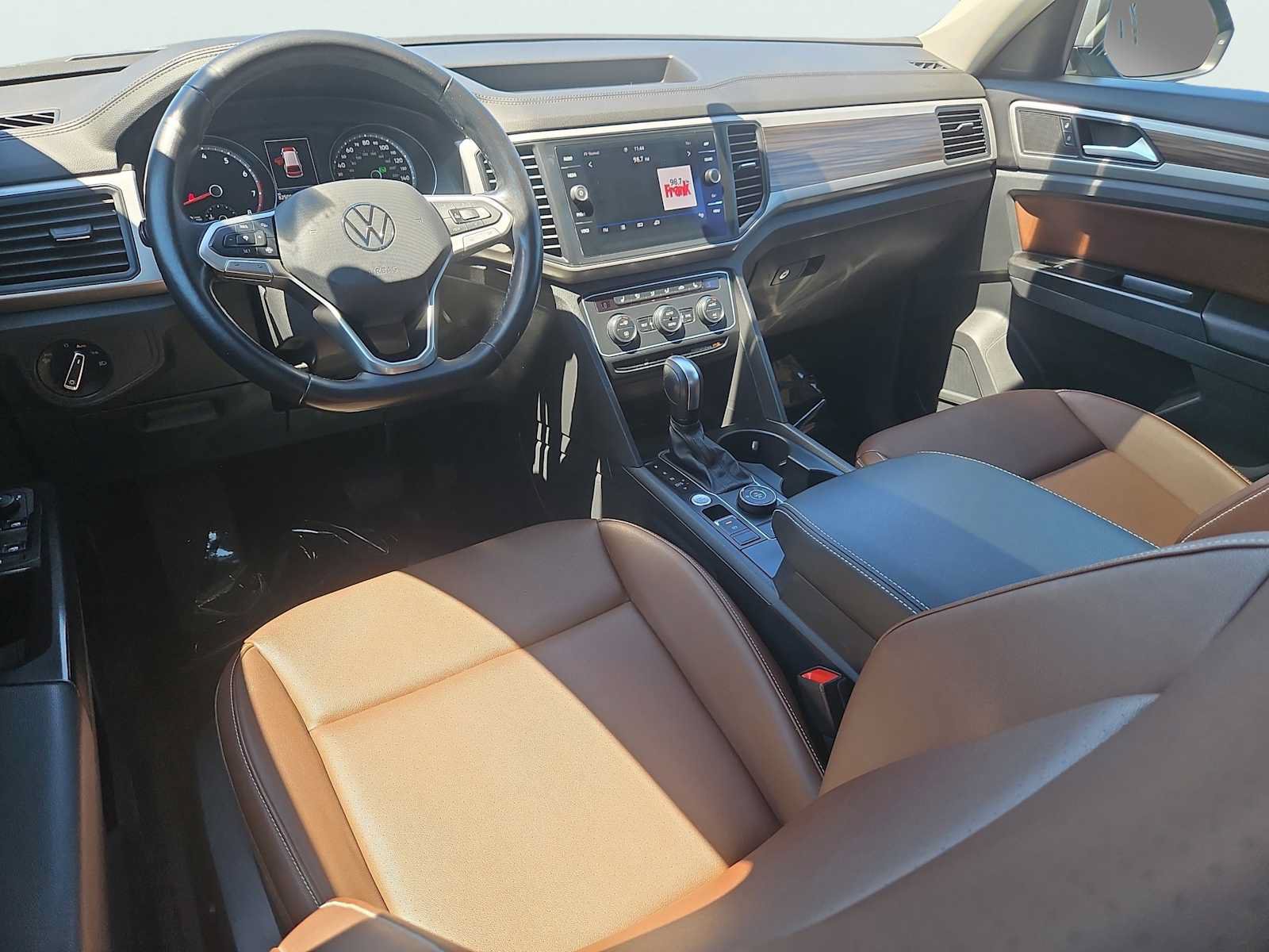 Used 2021 Volkswagen Atlas SE w/ Panoramic Sunroof Package AWD/4WD image 10