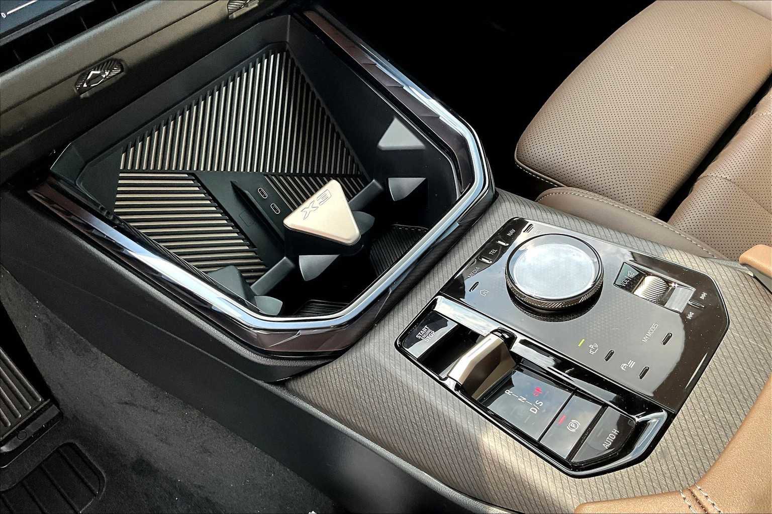 New 2025 BMW X3 xDrive30i w/ Convenience Package AWD/4WD image 7