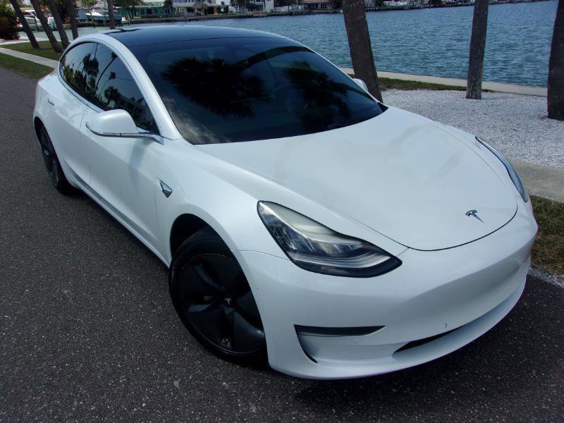 Used 2019 Tesla Model 3 Standard Range Plus image 11