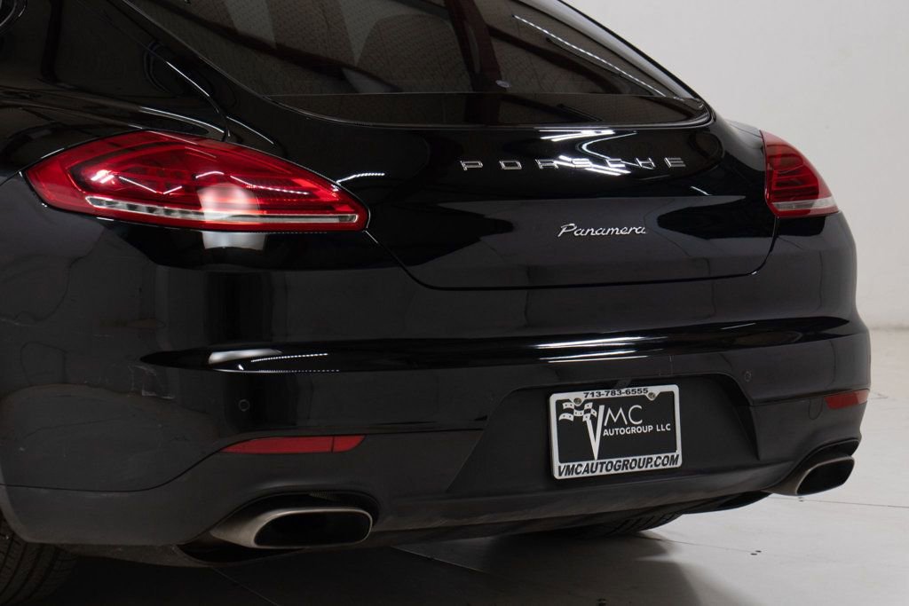 Used 2016 Porsche Panamera Edition image 15