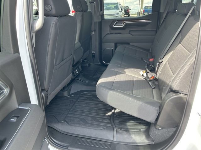 New 2026 GMC Sierra 1500 SLE w/ Preferred Package AWD/4WD image 9