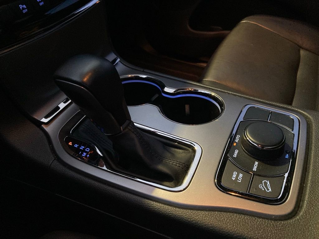 Used 2020 Jeep Grand Cherokee Limited X image 26