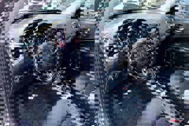 Used 2020 Jeep Compass Latitude w/ Cold Weather Group image 13