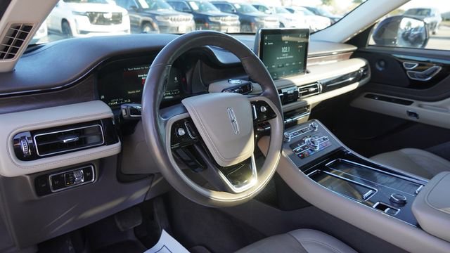Used 2023 Lincoln Aviator Reserve w/ Equipment Group 201A image 20