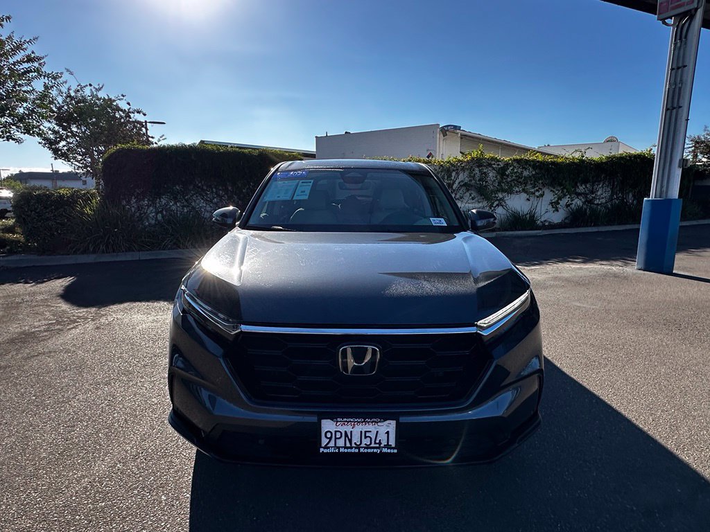 Used 2025 Honda CR-V EX-L image 3
