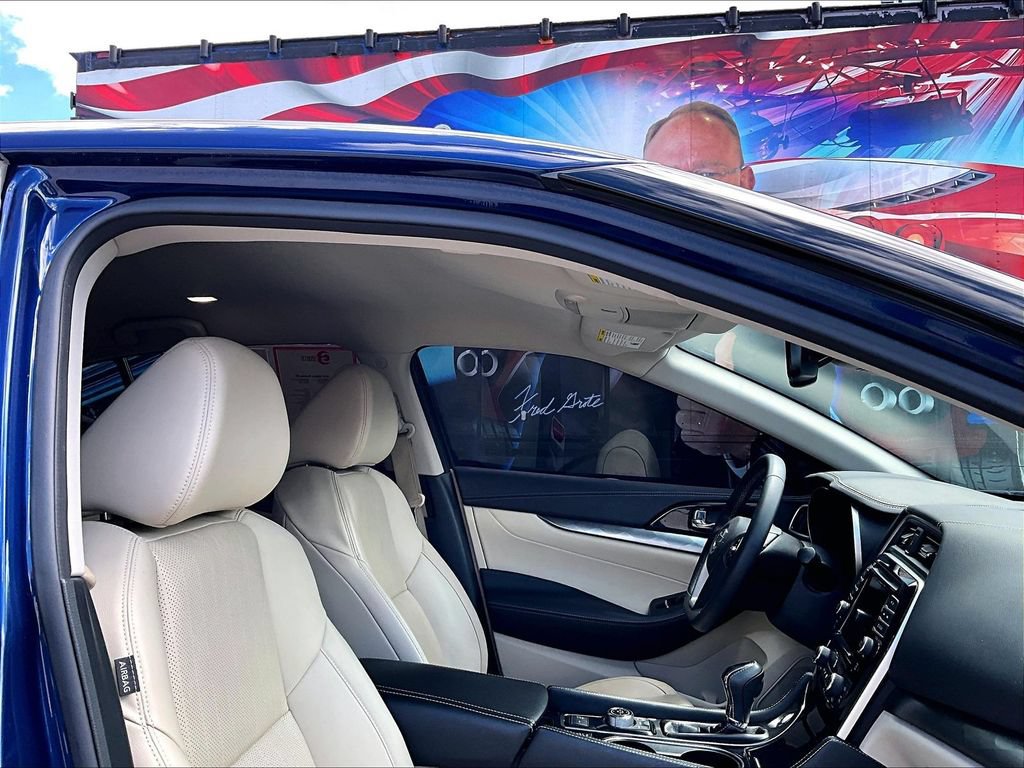 Used 2021 Nissan Maxima 3.5 SV w/ Floor Mat Group FWD image 23
