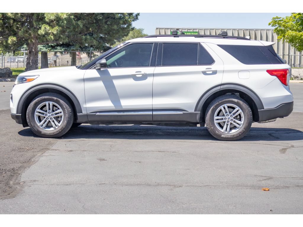 Used 2020 Ford Explorer XLT w/ Comfort Package AWD/4WD image 6
