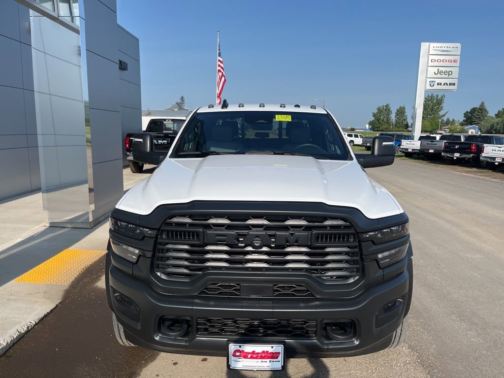 New 2025 RAM 4500 Tradesman AWD/4WD image 3