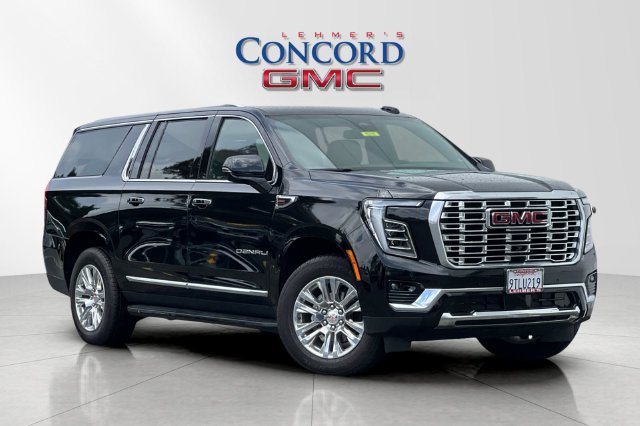 Used 2025 GMC Yukon XL Denali AWD/4WD image 2