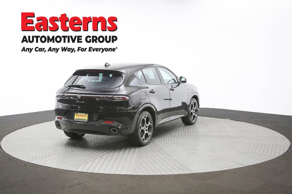 Used 2024 Alfa Romeo Tonale Veloce AWD/4WD image 38