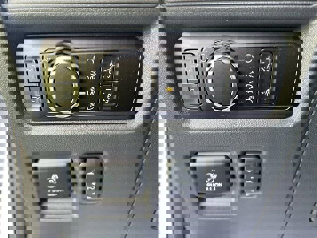 New 2025 Ford F150 Lightning Lariat image 11