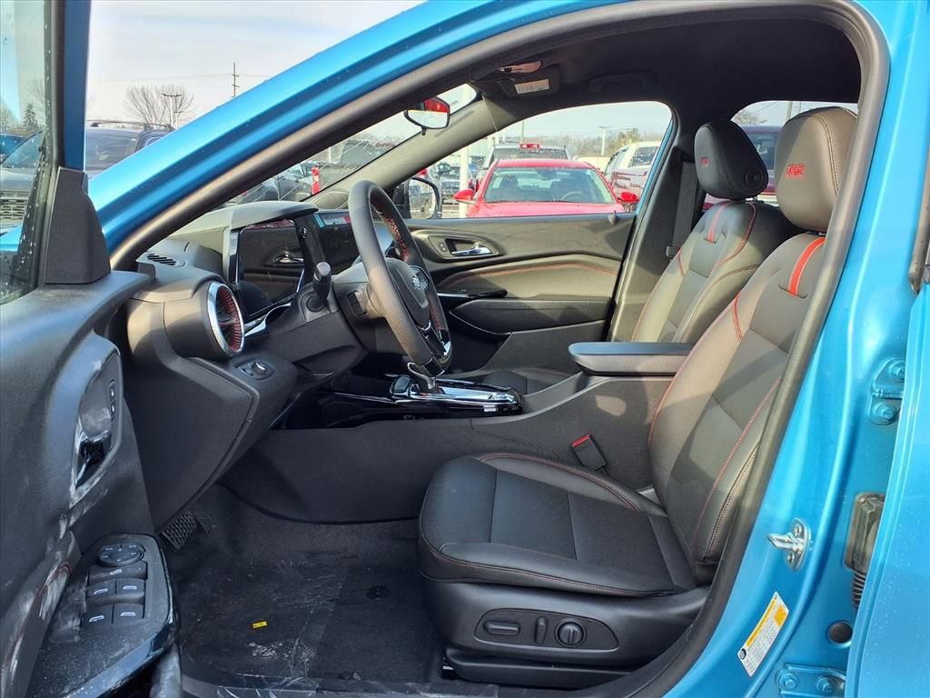 New 2026 Chevrolet Trax RS w/ Driver Confidence Package image 13