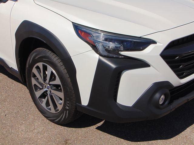 Certified 2025 Subaru Outback Premium image 2
