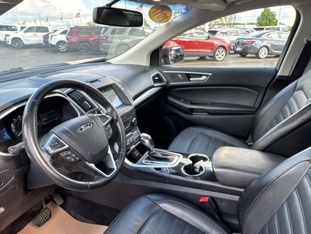 Used 2017 Ford Edge SEL w/ Equipment Group 201A AWD/4WD image 10