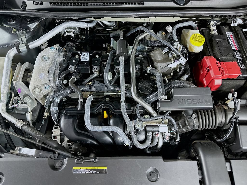 Certified 2025 Nissan Sentra SR FWD image 37