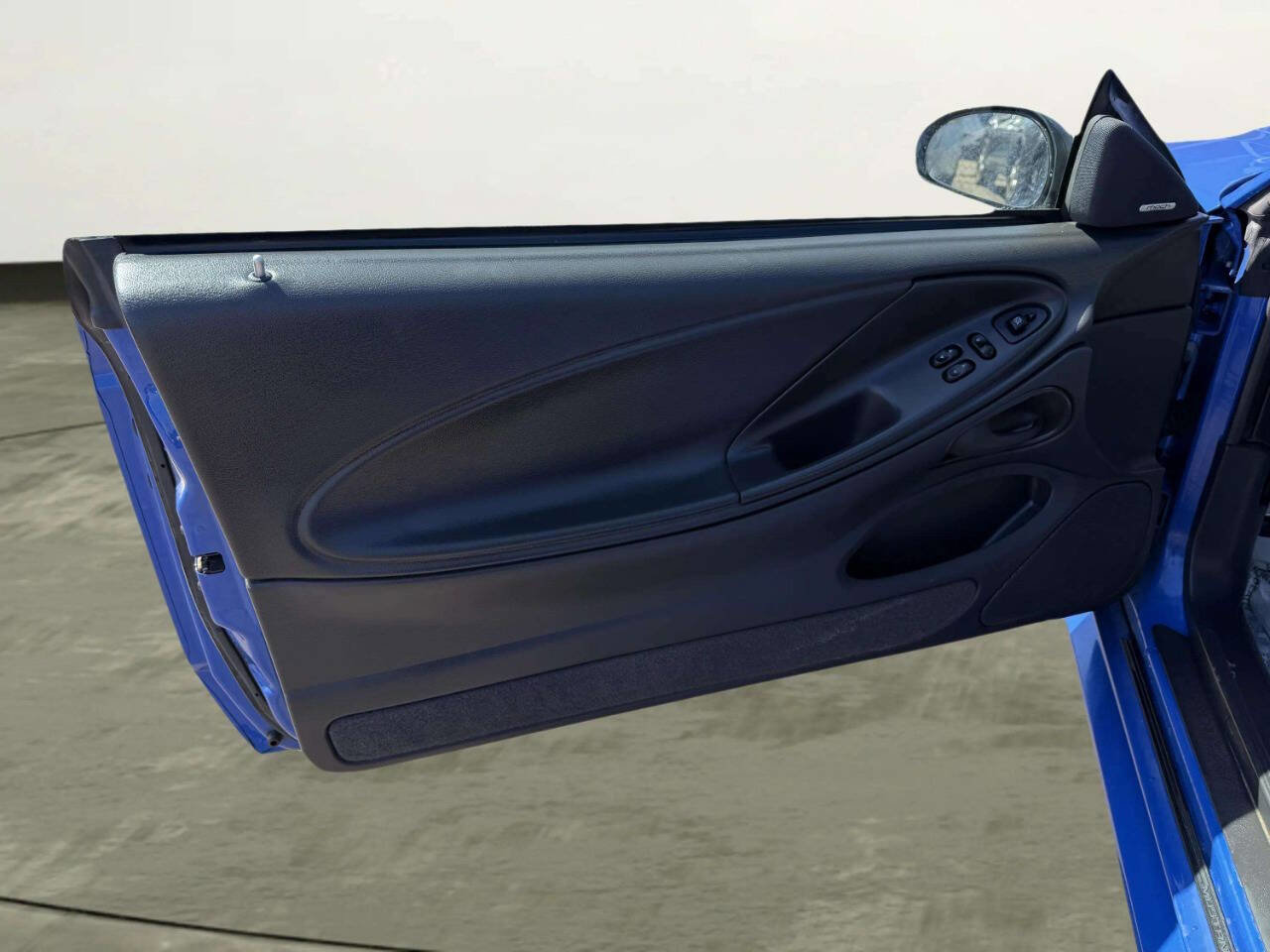 Used 2003 Ford Mustang Mach 1 image 17