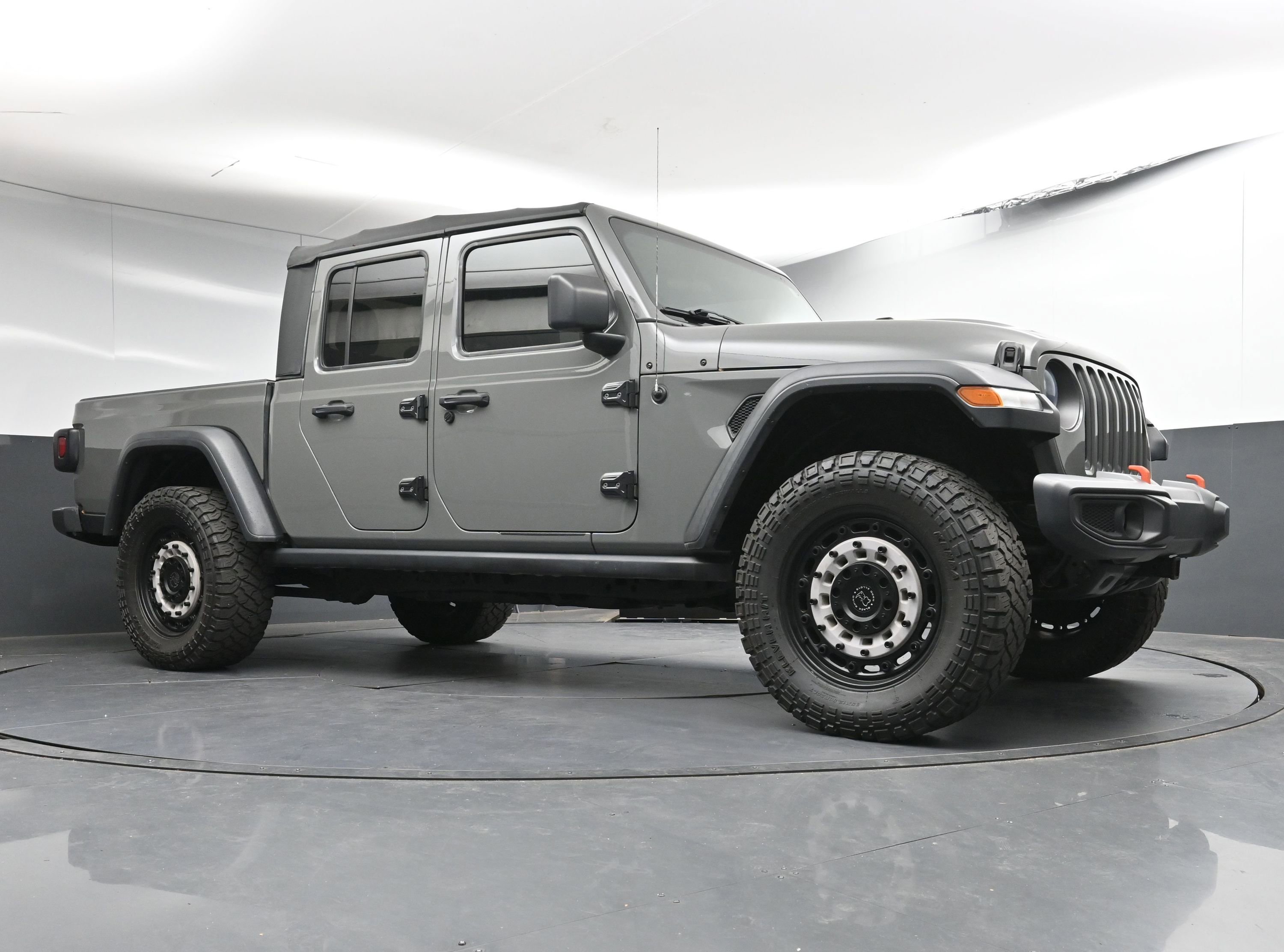 Used 2020 Jeep Gladiator Mojave image 25