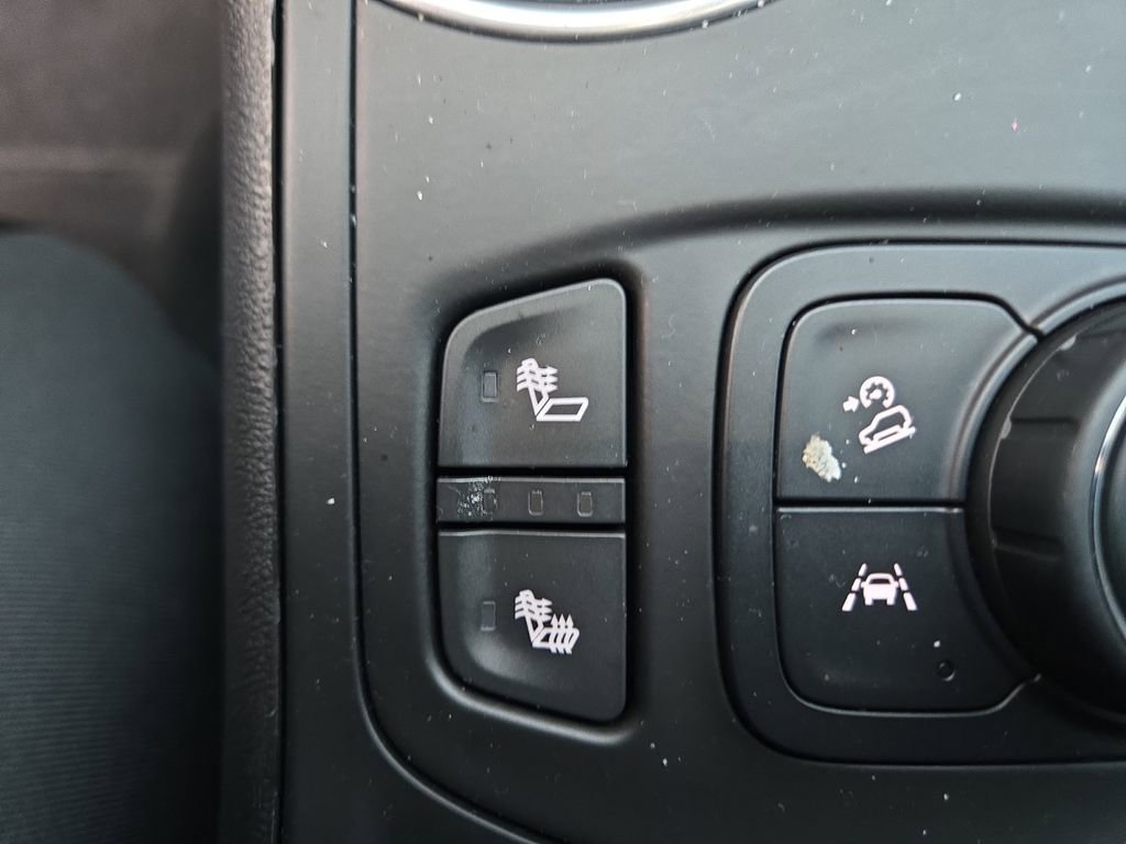 Used 2021 GMC Terrain SLT image 23