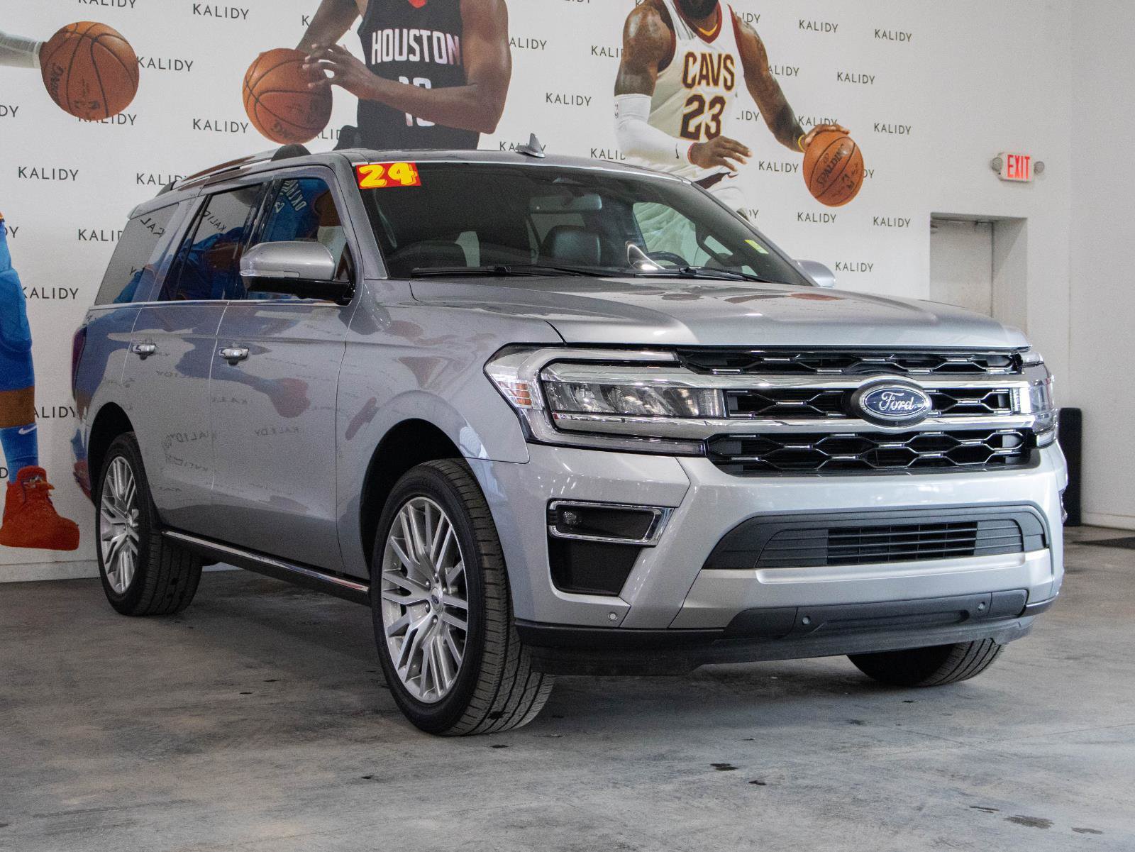 Used 2024 Ford Expedition Limited image 20