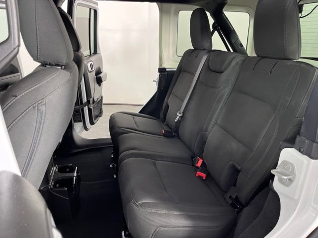 Used 2022 Jeep Wrangler Unlimited Sport AWD/4WD image 39