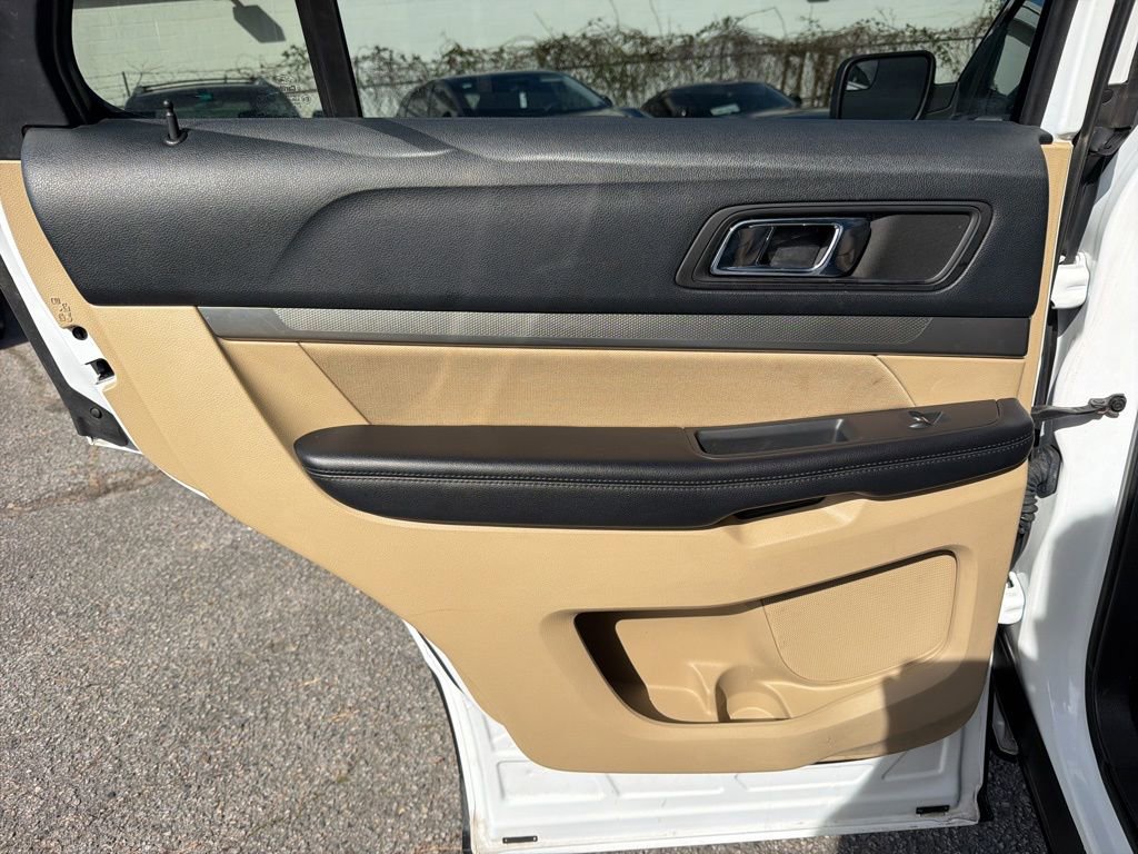 Used 2016 Ford Explorer FWD image 21